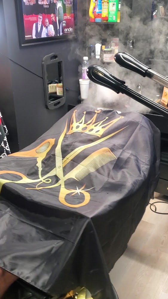 Kingdom Kutz Barber Suite/Studio view 2