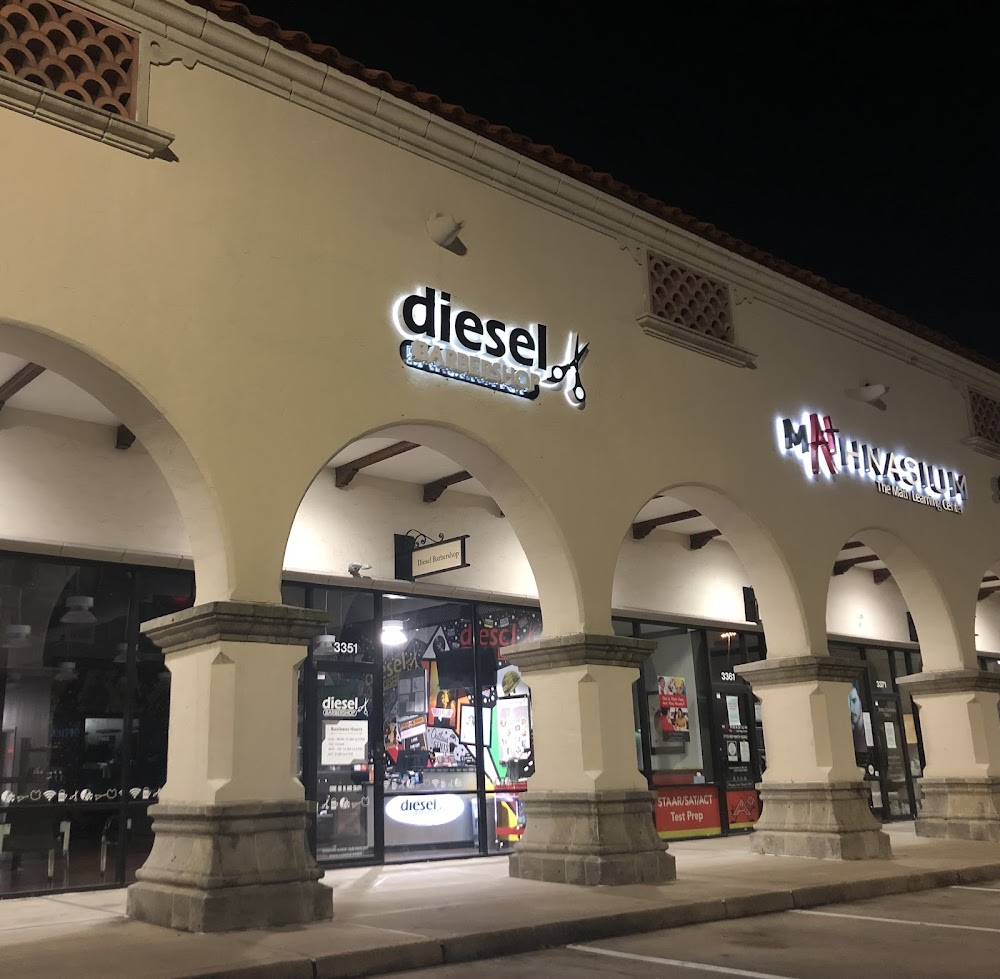 Diesel Barbershop Houston West University view 2