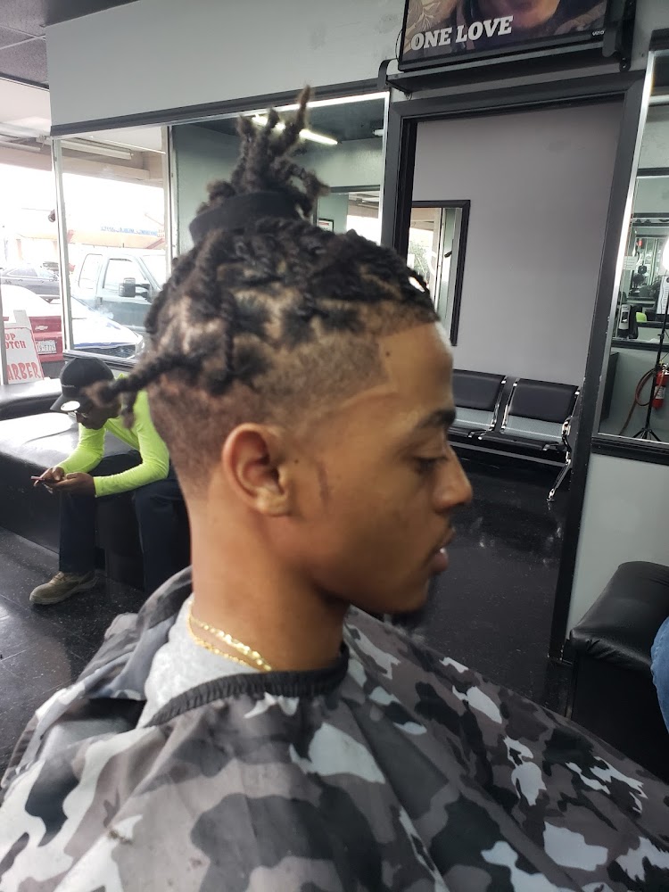 TopNotch Barbershop view 3