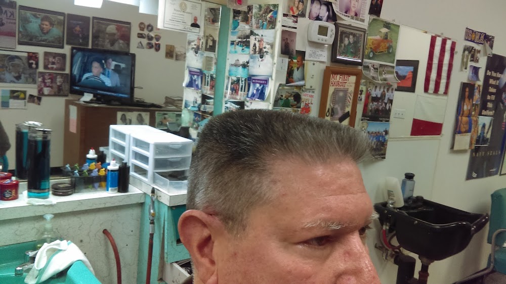 Camino South Barber Shop view 4
