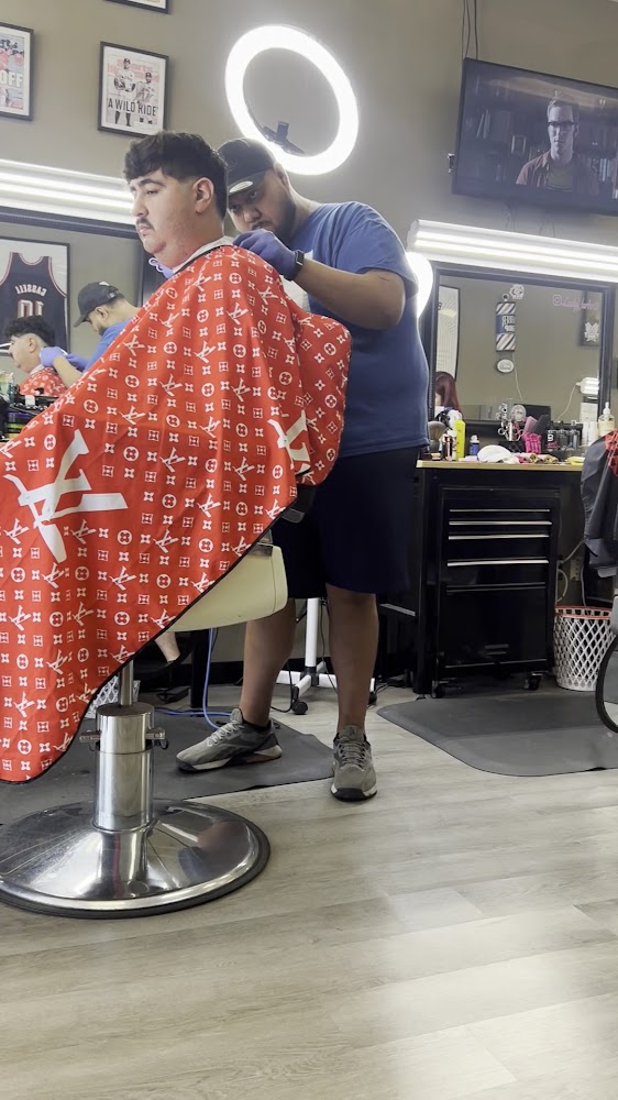 Olee's Barber Shop - Jacinto City view 3
