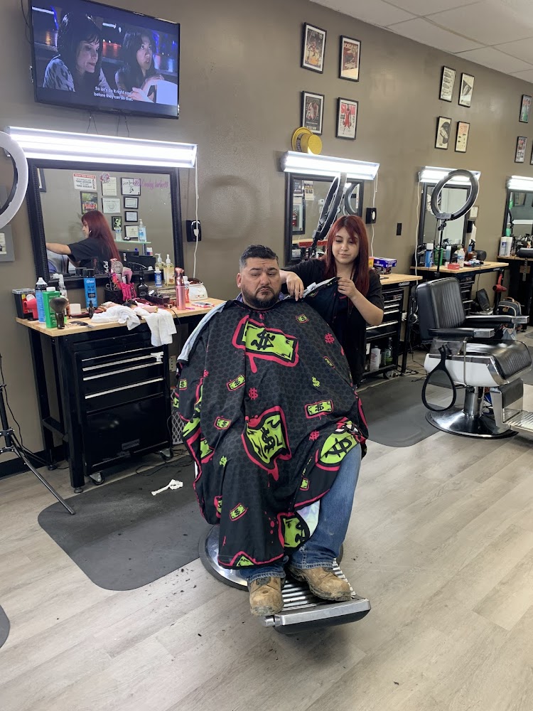 Olee's Barber Shop - Jacinto City view 5