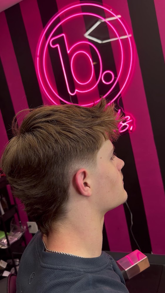 Blends Barbershop view 3