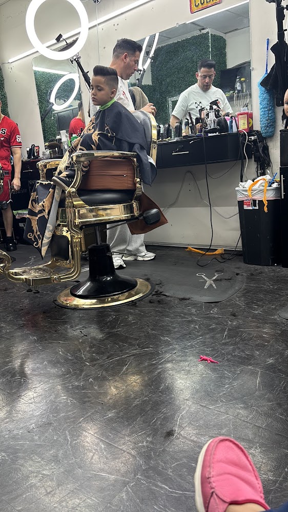 Omar Barbershop view 4