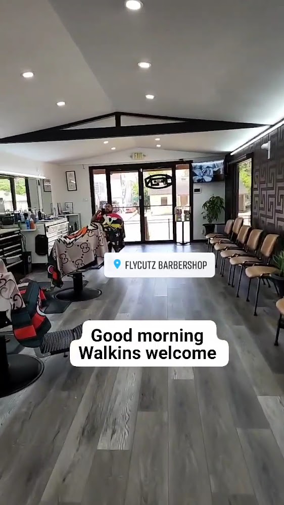 FLYCUTZ BARBERSHOP view 3