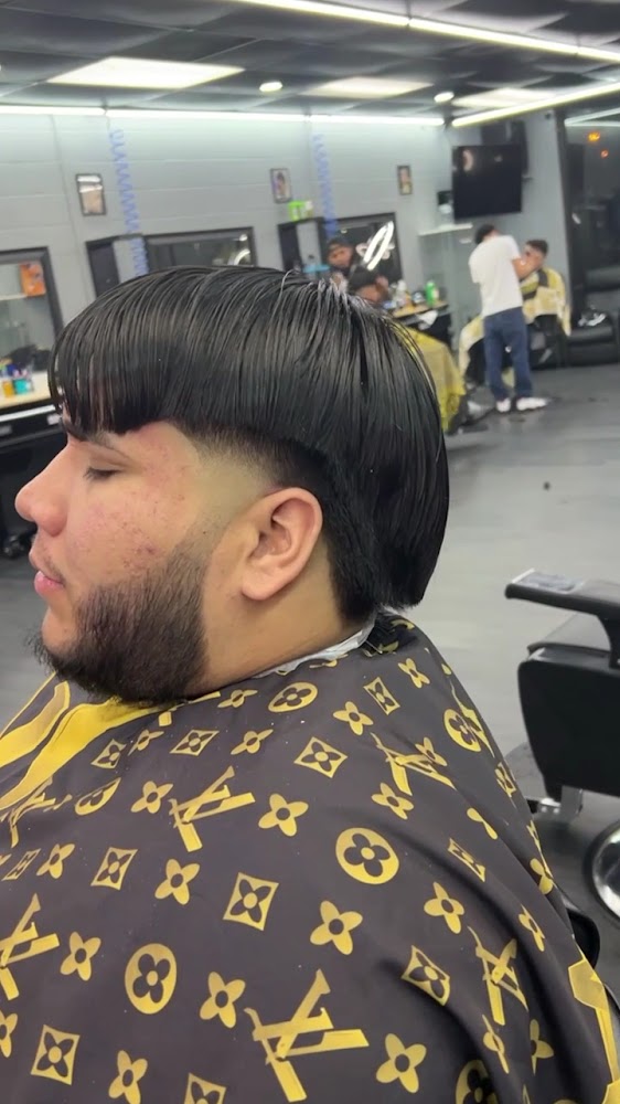 MWE BARBERSHOP view 3