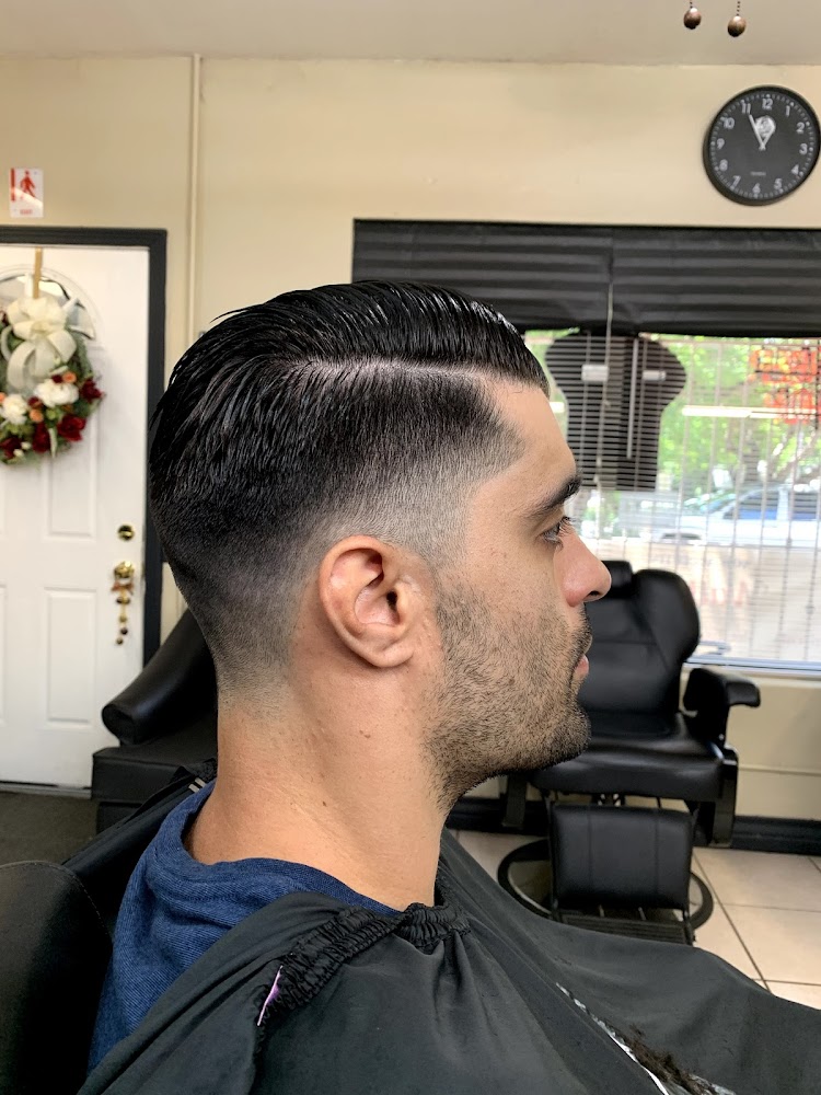 Cool Arrows Barbershop view 4
