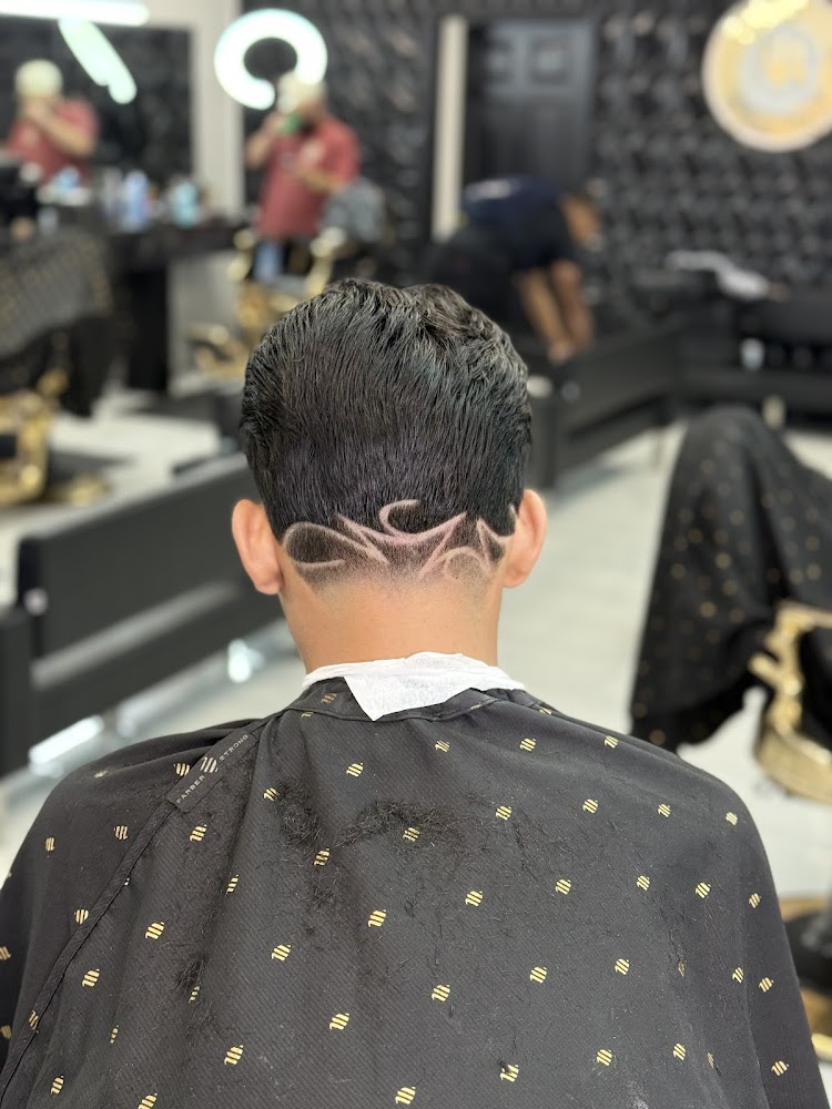 J&M Barbershop view 3