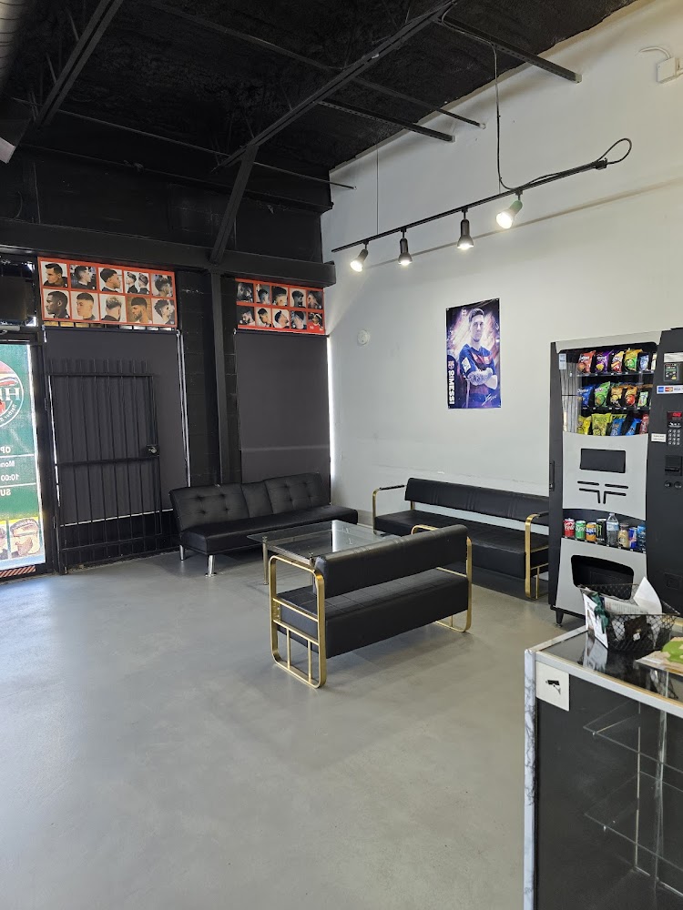 HN 504 HAIR CUTS view 4