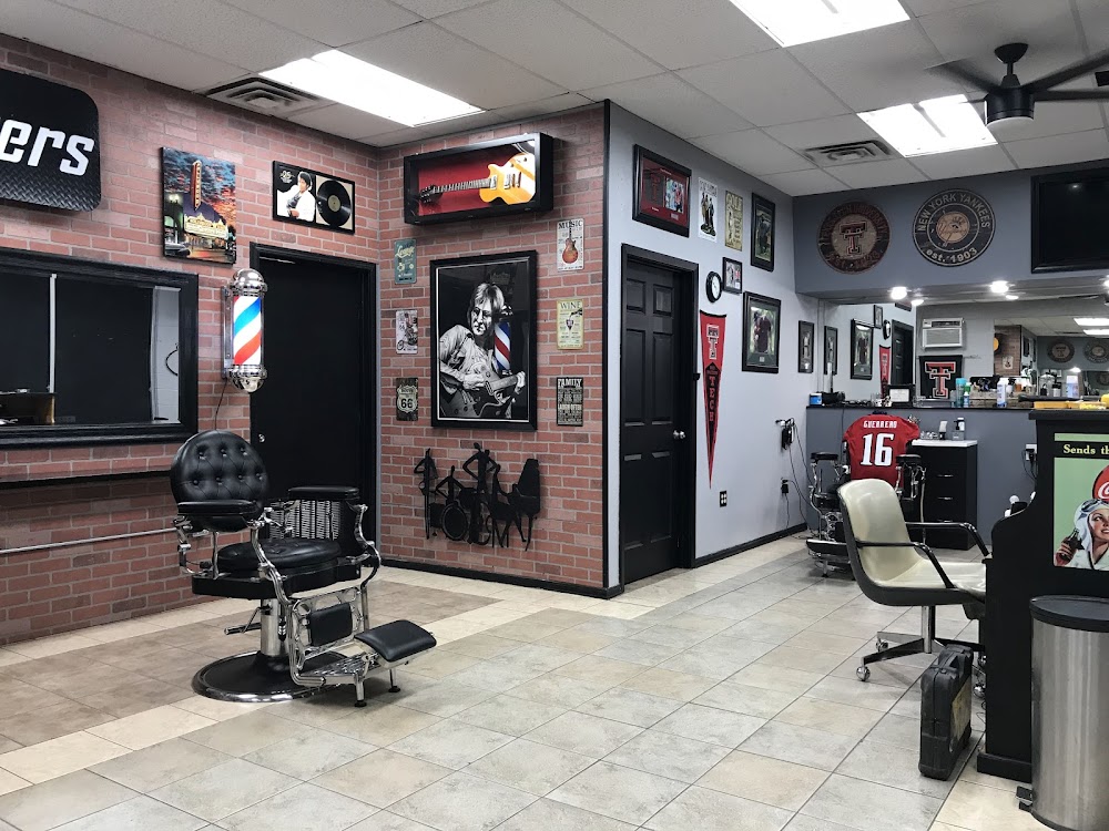 Razor's Edge Barbershop view 4