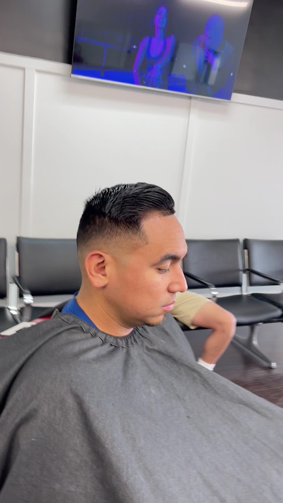 Premier Barbershop view 3