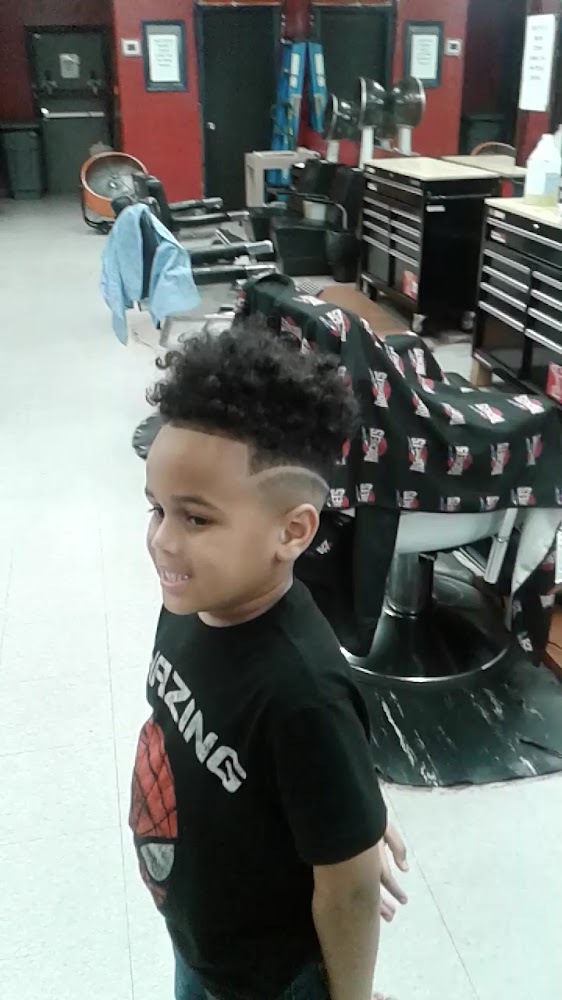 Extreme Designer Kuts and Styles view 3
