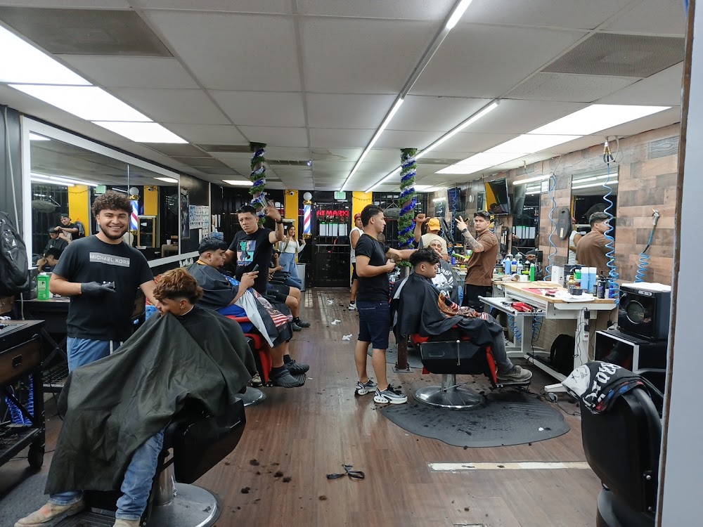 POCHI BARBER SHOP view 4