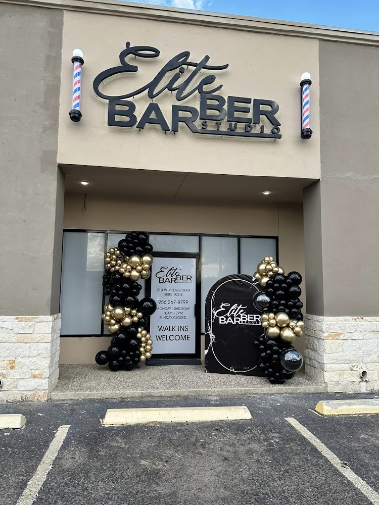 Elite Barber Studio view 3
