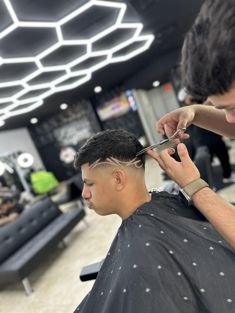 Elite Barber Studio view 4