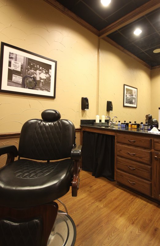 Boardroom Salon For Men - Rice Village view 3