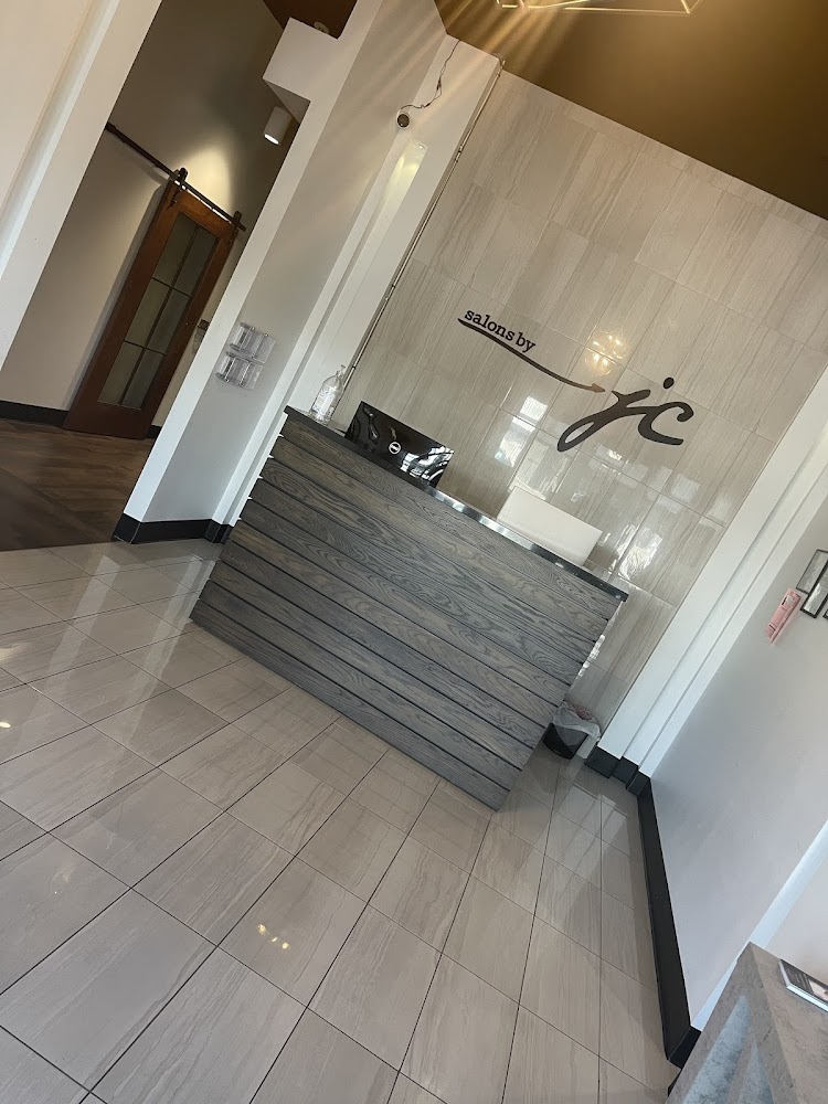 Dave’s Barber Lounge view 4