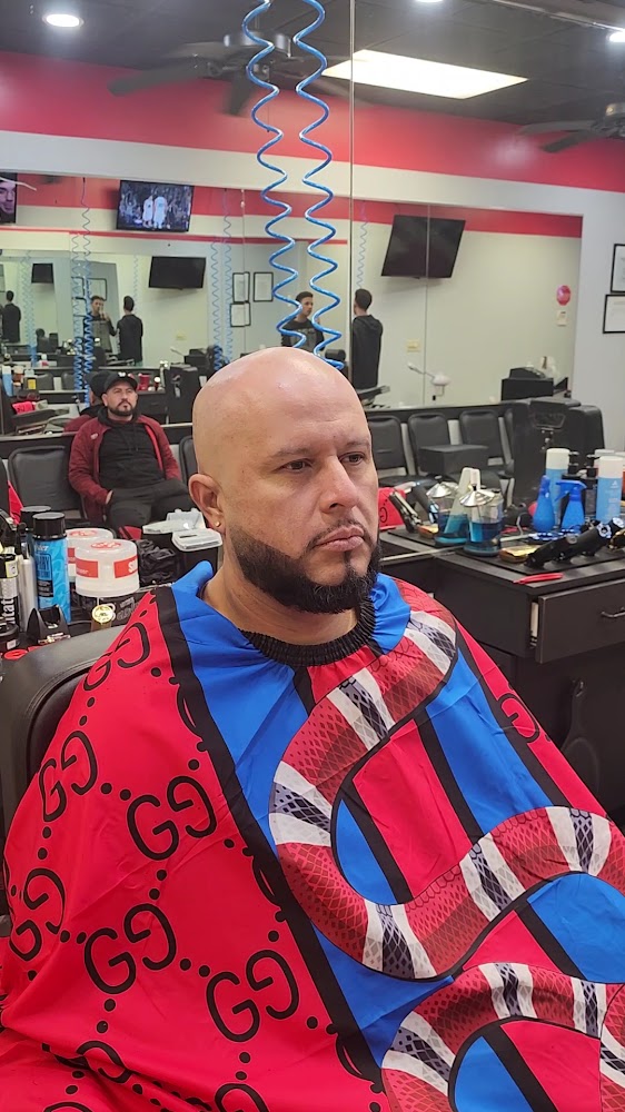 J.I.DOMINICAN BARBER SHOP view 4