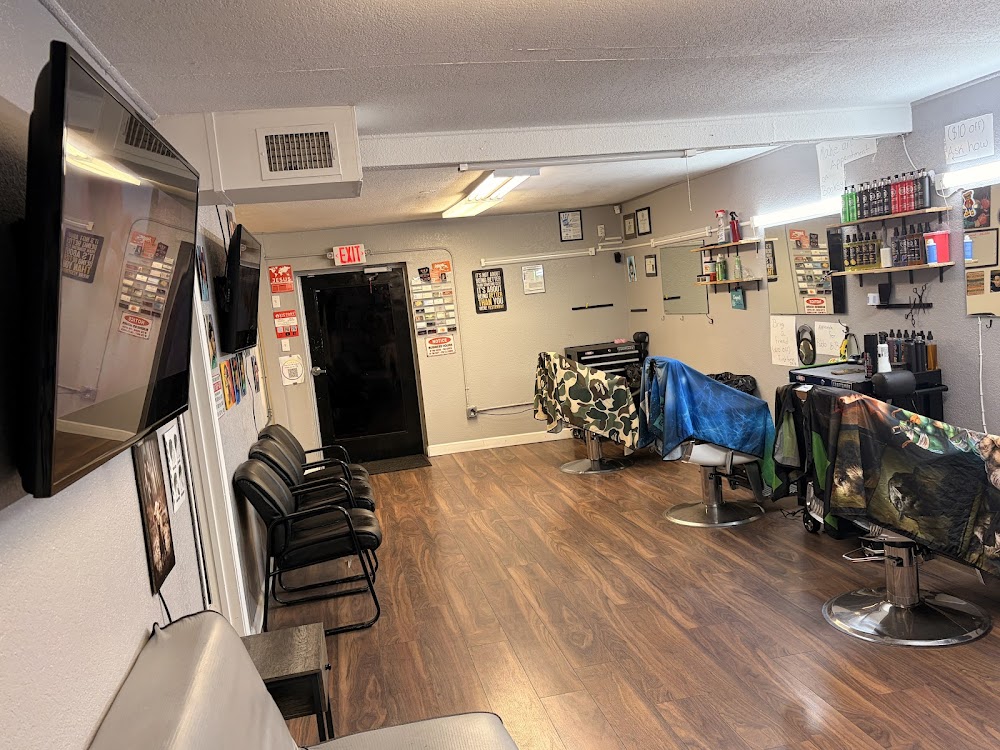 Pepe Le Barbershop view 2