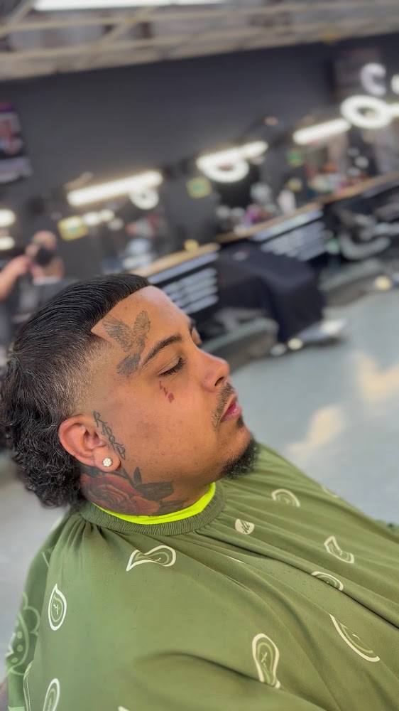 DFW BARBERS LLC view 3