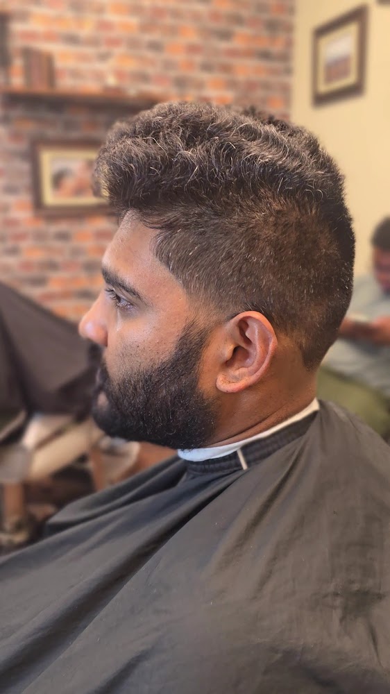 Bearded Blendz Barber Shop Pearland view 4