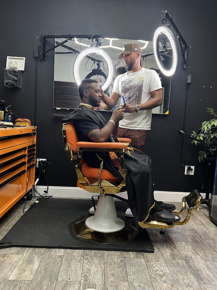 EG Barbershop Suite view 2