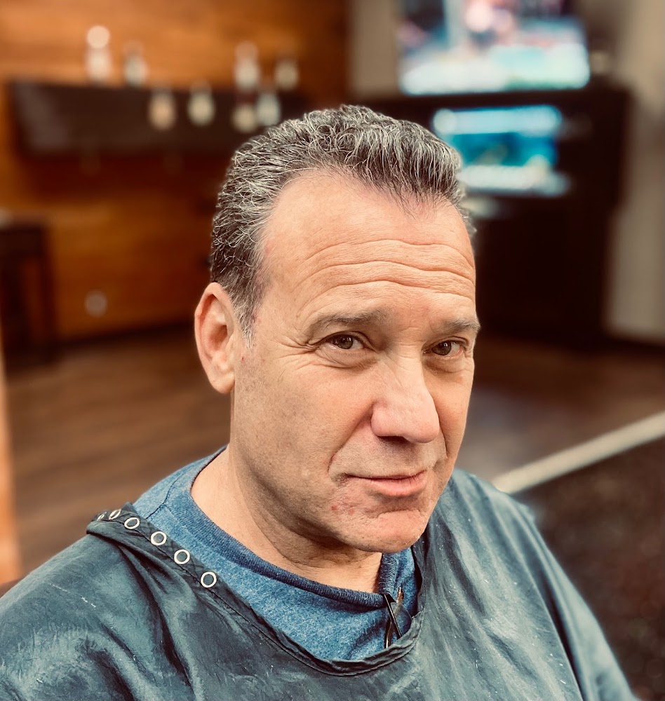 EXCLUSIVE MEN’S GROOMING Barber/Grooming spa primary photo