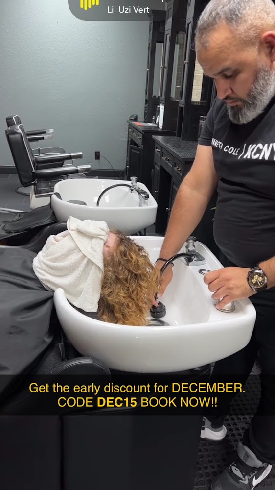 EXCLUSIVE MEN’S GROOMING Barber/Grooming spa view 3