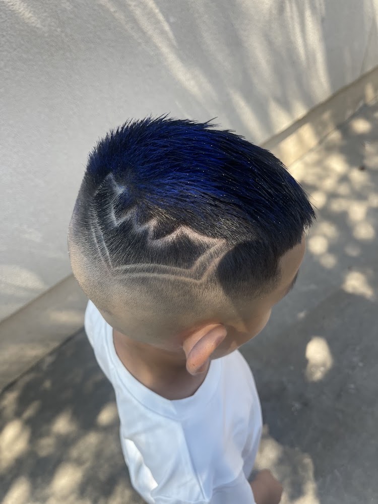 Gallo Fino Barber Lounge - South view 4