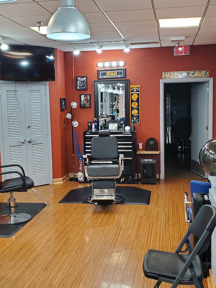 Unique Gentlemen’s Barbershop view 5