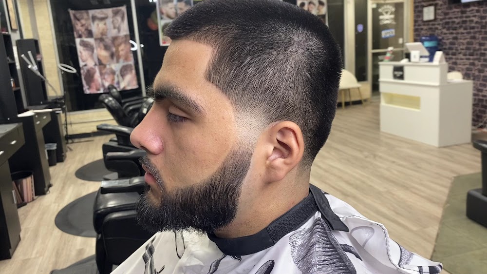 Barber king view 4