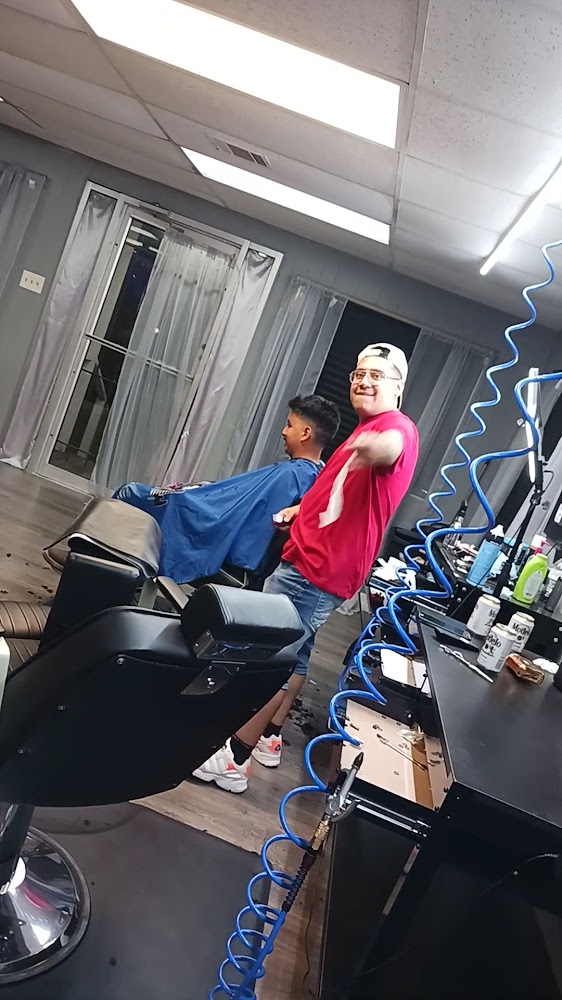 Bravo Barbershop and Tattoo Houston view 2