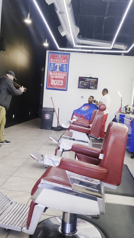 Manny's Barbershop view 3
