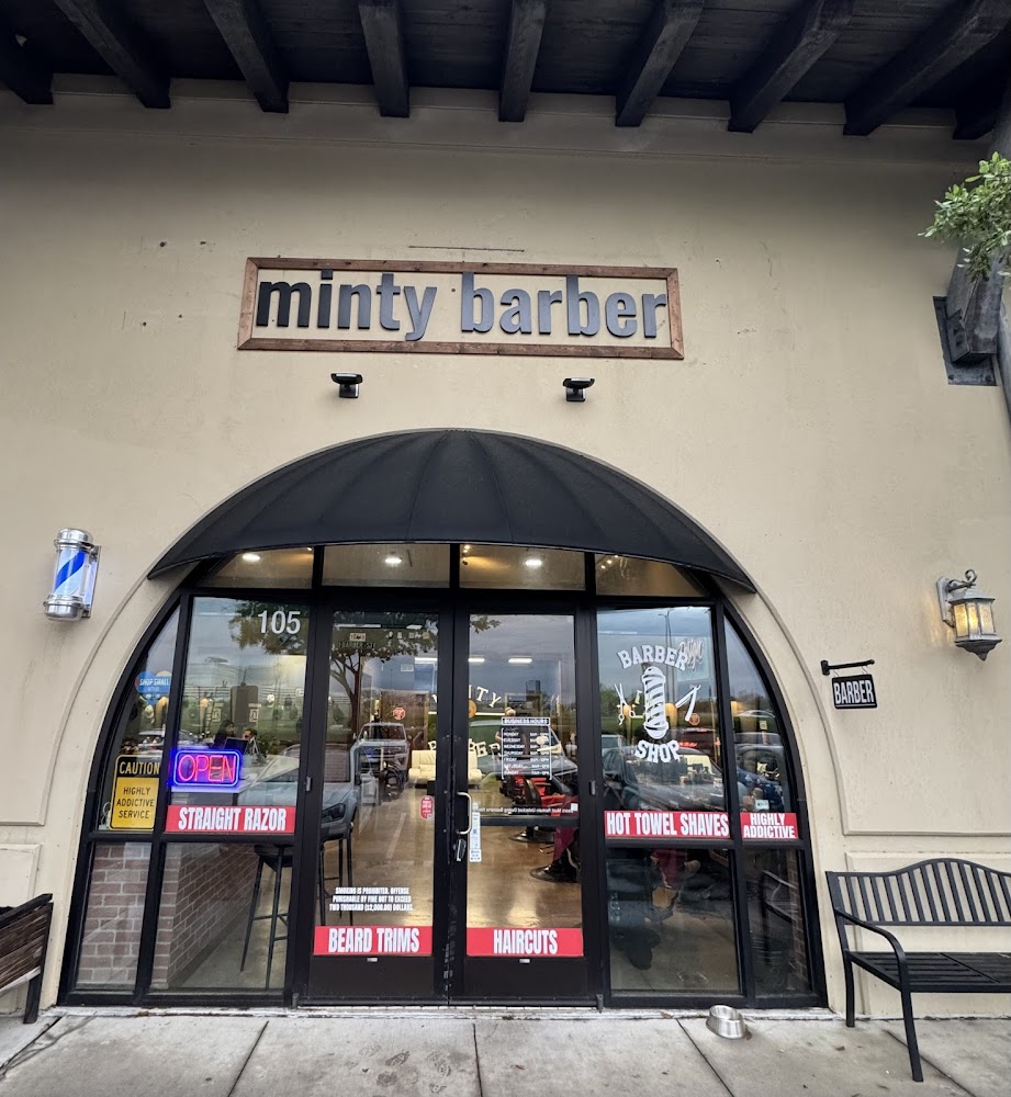 Minty Barber - Frisco Location (Haircuts | Beard Trims | Hot Towel & Straight Razor Shaves - Fine Men's Barbershop & Salon) view 3