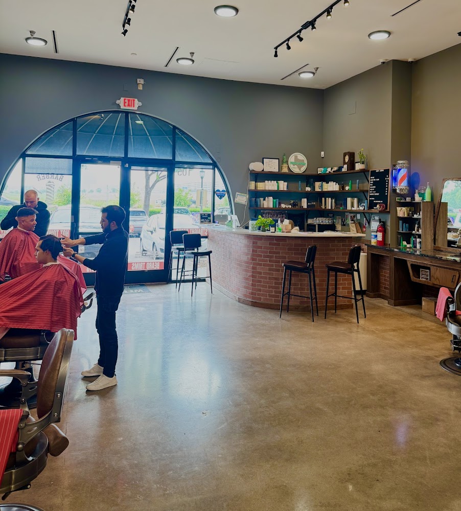 Minty Barber - Frisco Location (Haircuts | Beard Trims | Hot Towel & Straight Razor Shaves - Fine Men's Barbershop & Salon) view 5