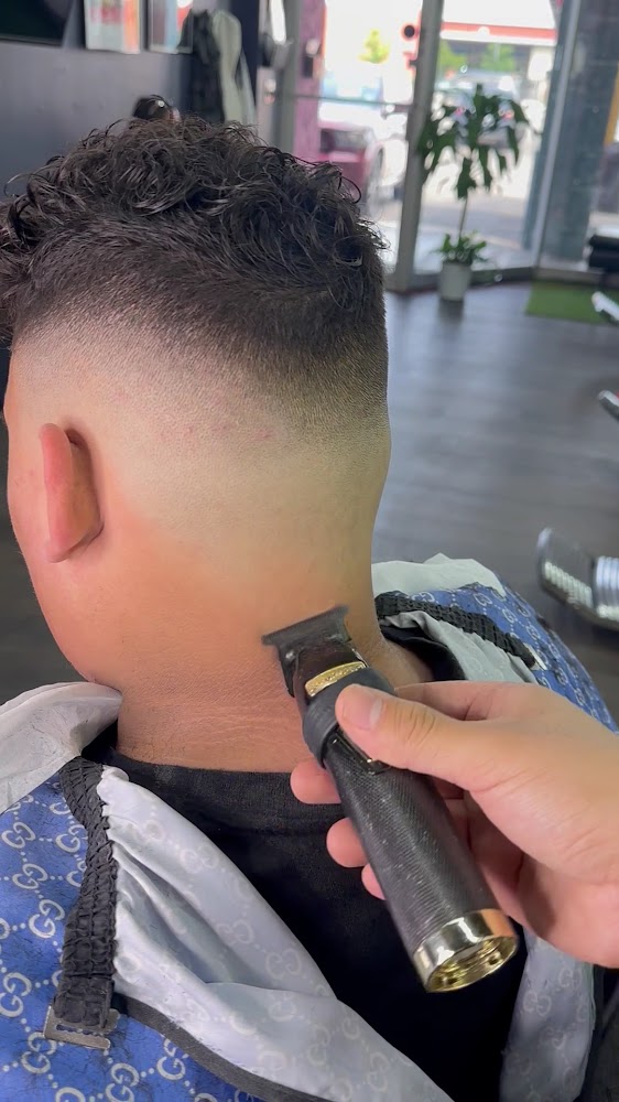 City Blendz Barbershop view 4
