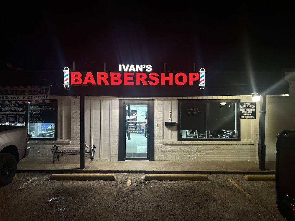 Ivan’s Barbershop view 4