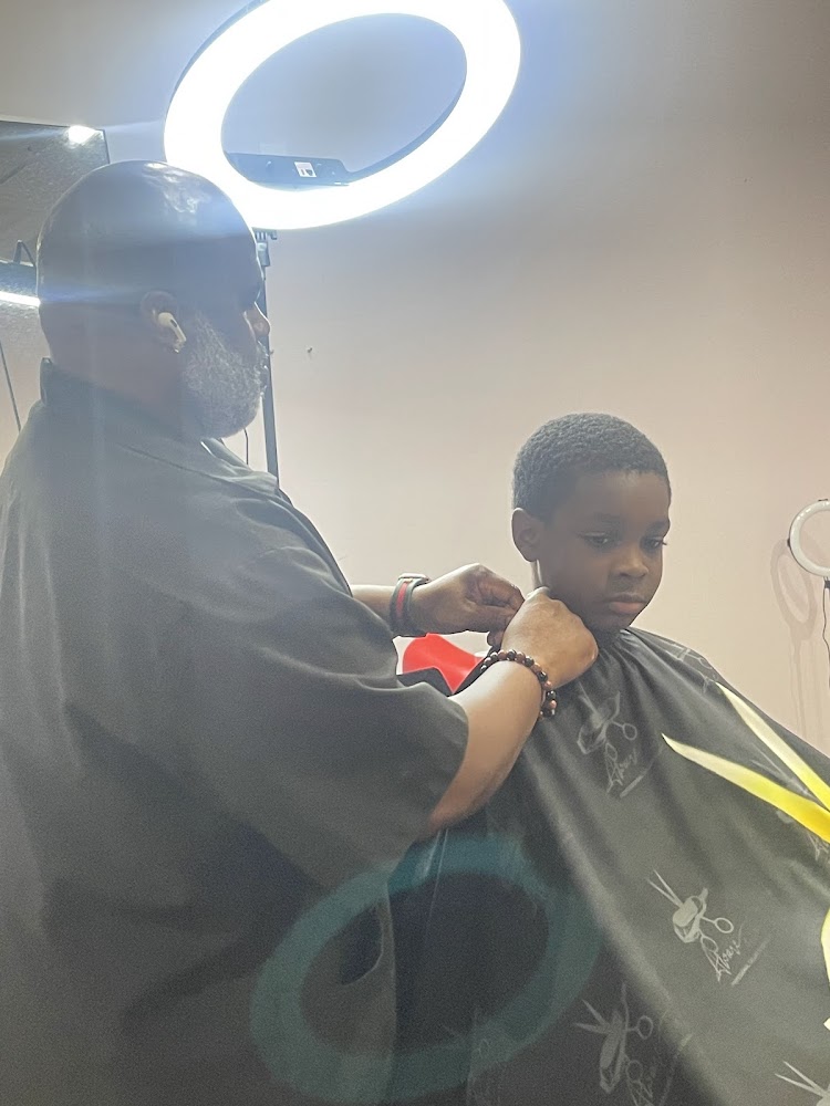 Aware By Luther Barbershop view 2