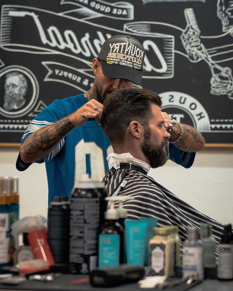Cutthroat Barbers - Houston Barbershop in The Heights - Men's Barbershop view 5