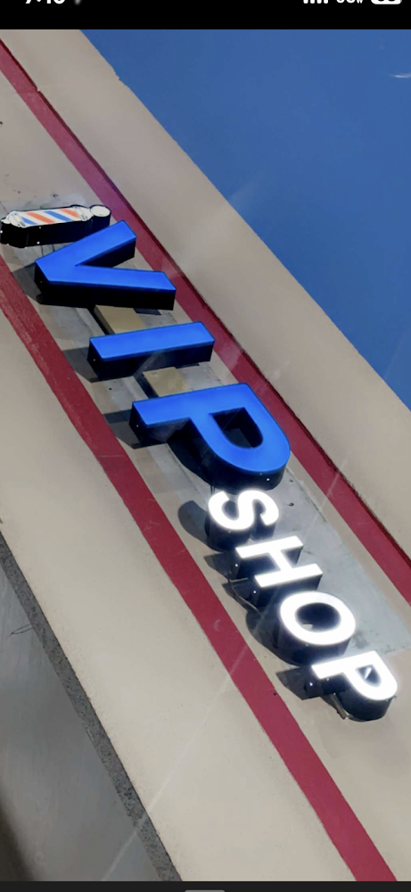 V I P SHOP primary photo