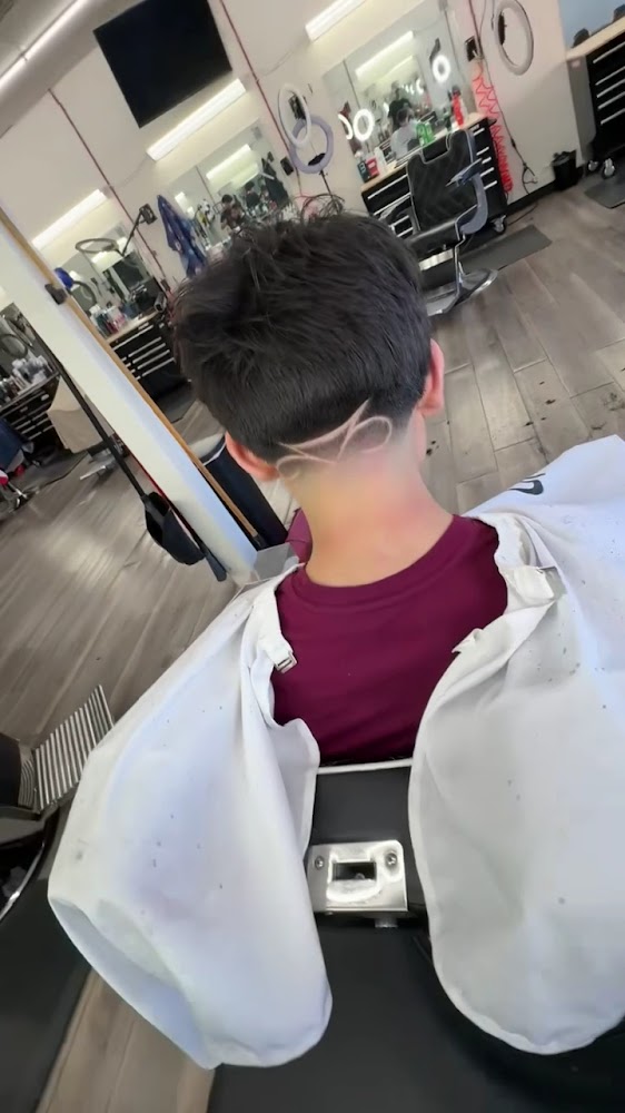 Officialz Barbershop view 3