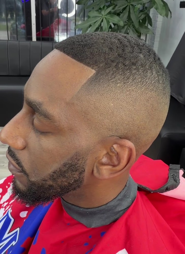 Malon Dominican Barber view 4