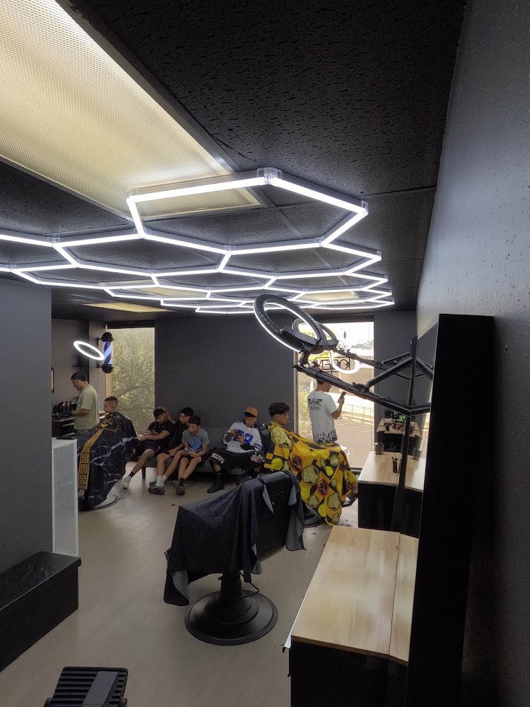 G4 Studio Barber view 3