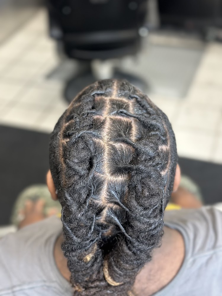 Xtraordinary Cutz, LLC primary photo