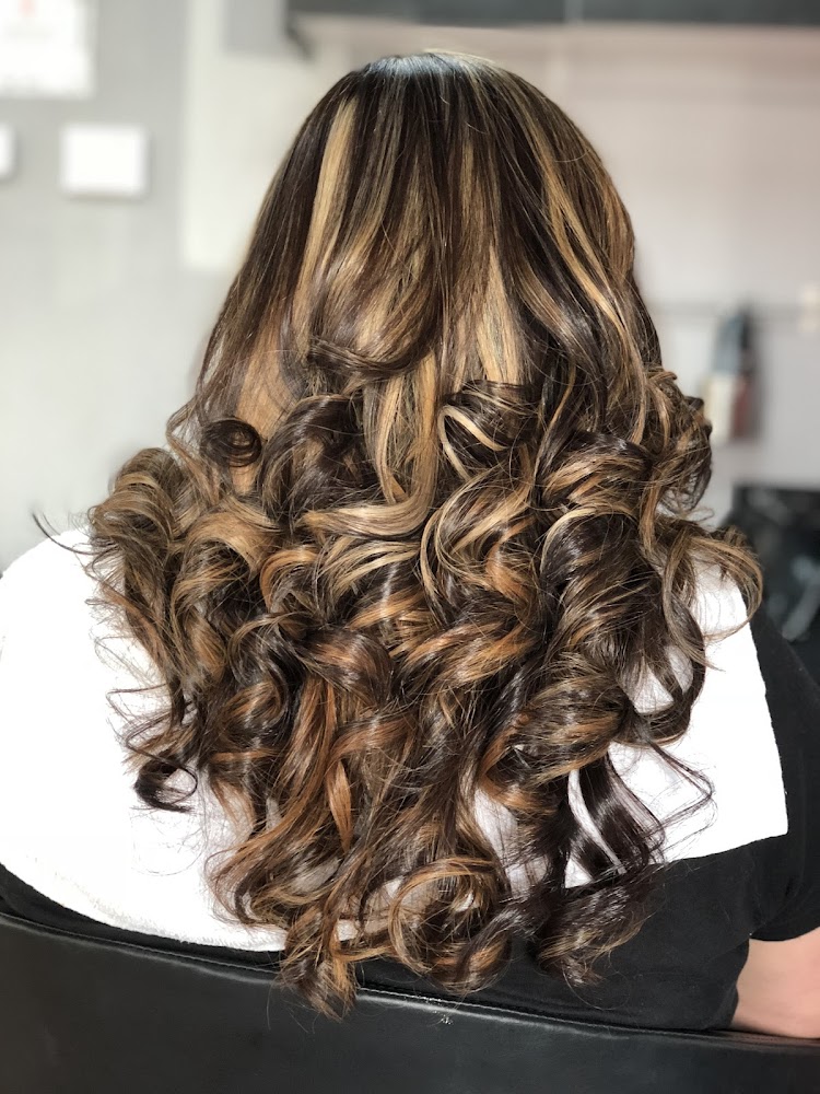 Fama Barber Shop and Beauty Salon view 5
