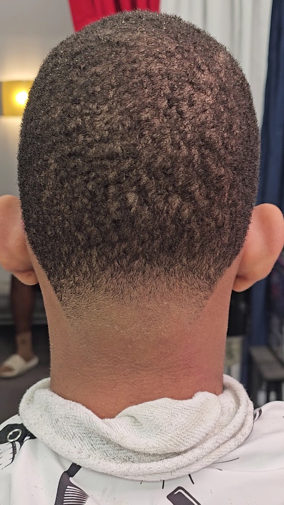 Deez Cuts view 5