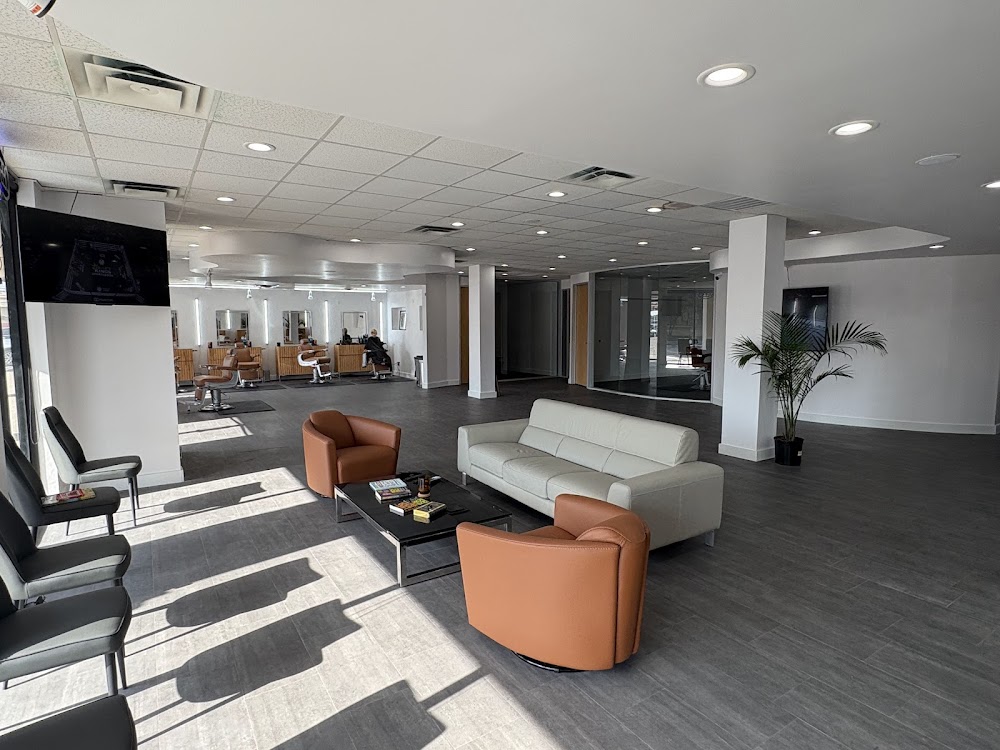 Premier Barber Lounge view 5