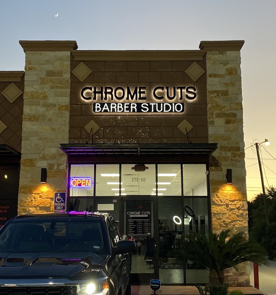 Chrome Cuts Barber Studio view 2