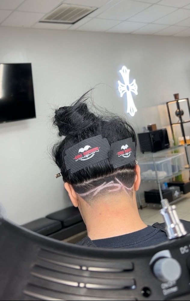 Chrome Cuts Barber Studio view 3