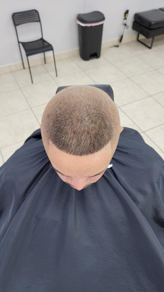 Chrome Cuts Barber Studio view 4